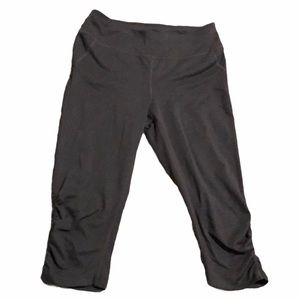 Aspire Cropped Leggings